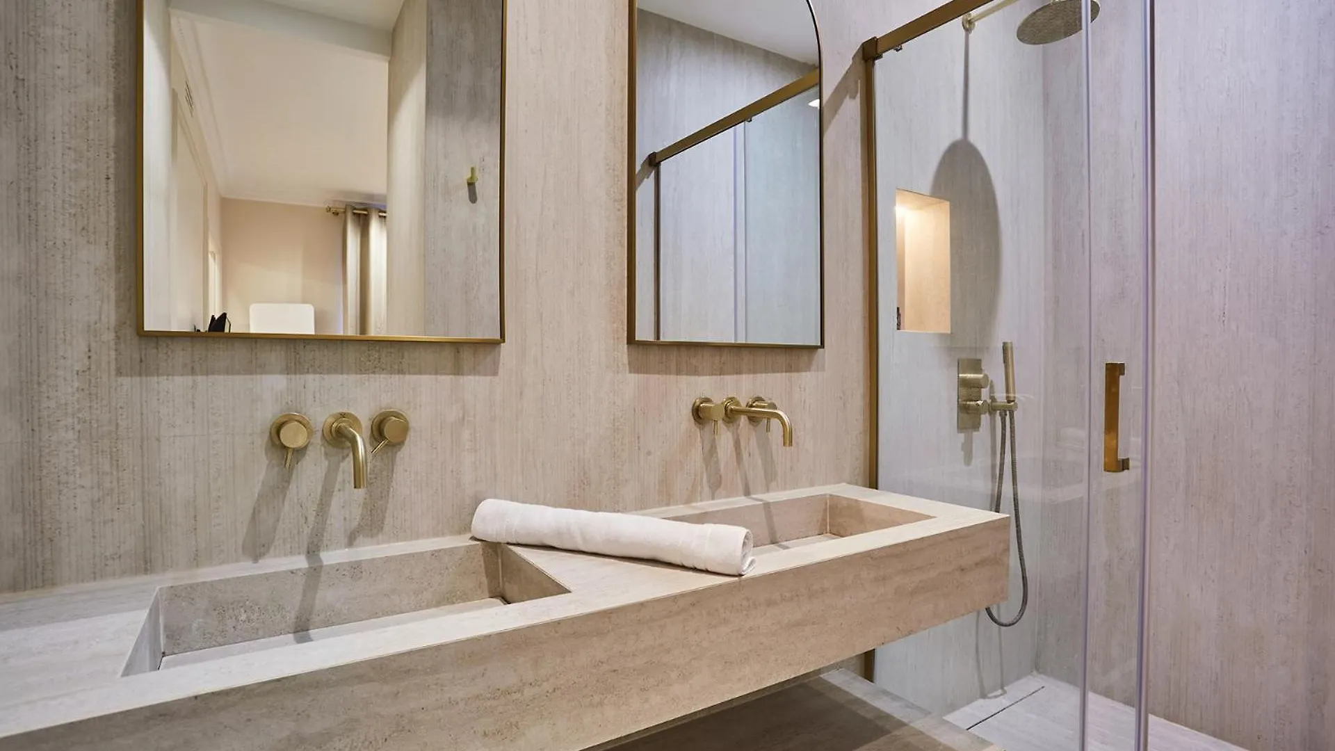 Residence In The Marais With Air-Conditioned By Studioprestige パリ 0*,  フランス